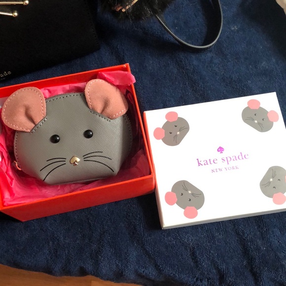 Kate Spade Cat Bag with HTF Mouse change purse. Excellent condition. Seldom used - Picture 3 of 3